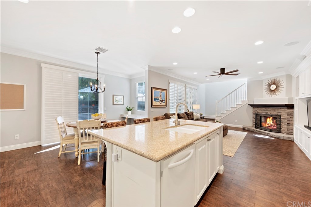 25 Laurelhurst Drive Ladera Ranch, CA 92694 - Photo 12 of 54