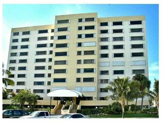 650 Ocean Drive, Unit 6B Key Biscayne, FL 33149 - Photo 1 of 5