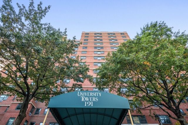 $850,000 | 191 Willoughby Street, Unit 8L | Downtown Brooklyn