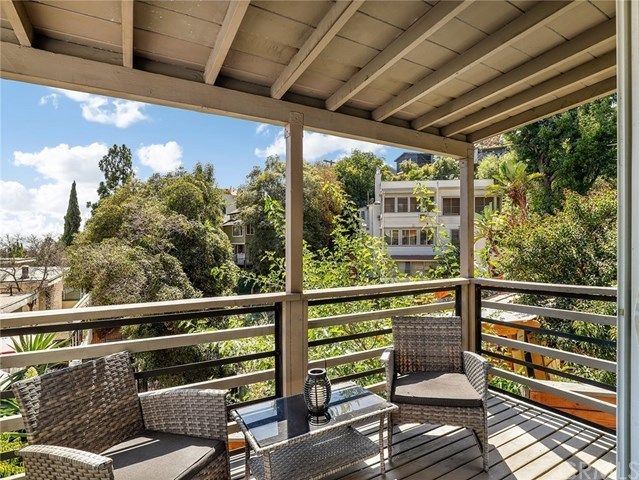 $1,200,000 | 2470 North Gower Street, Los Angeles, CA 90068