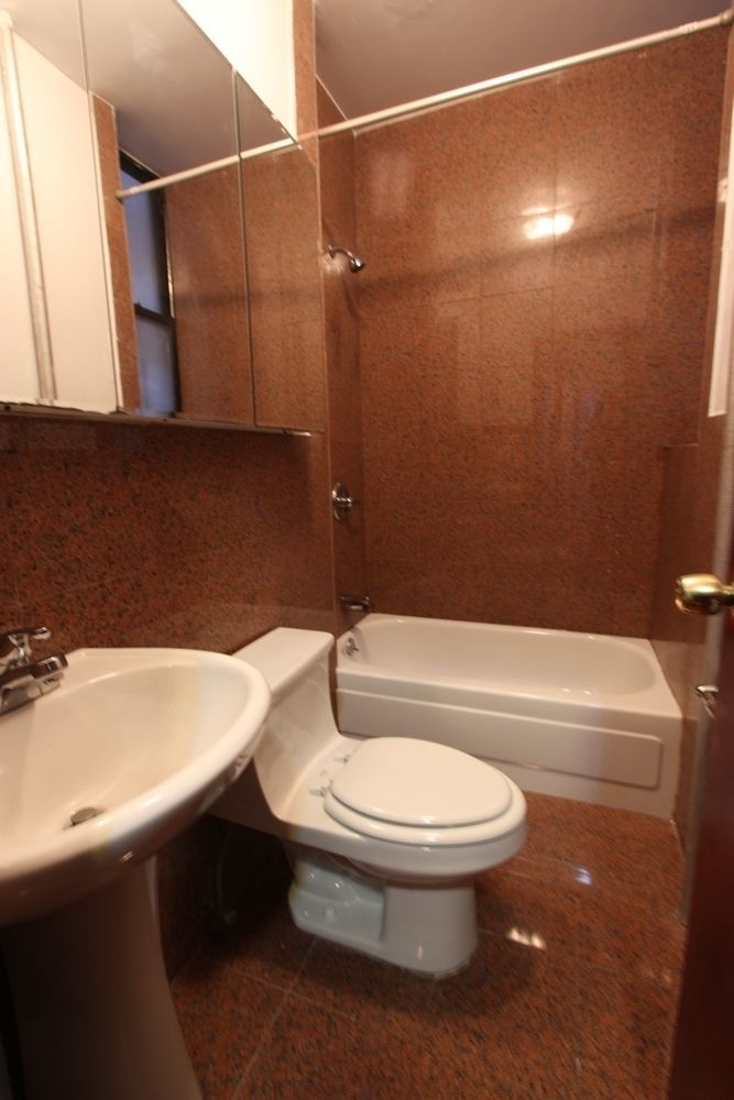 142 West 109th Street, Unit 1E Manhattan, NY 10025 - Photo 7 of 7