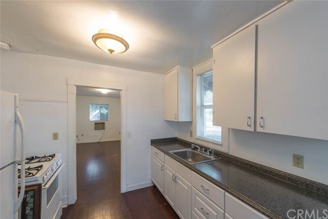 330 West 18th Street Chico, CA 95928 - Photo 10 of 22