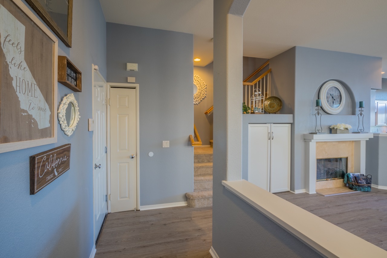 16941 Meadowlark Ridge Road, Unit 3 San Diego, CA 92127 - Photo 5 of 23