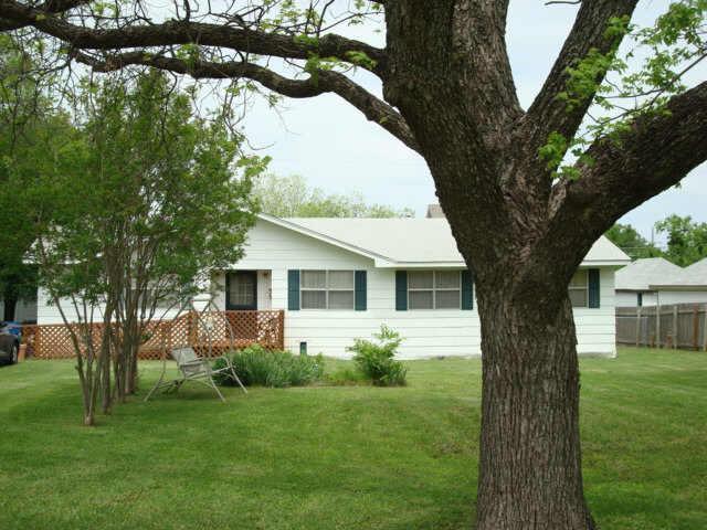 205 Travis Street Roanoke, TX 76262 - Photo 1 of 1