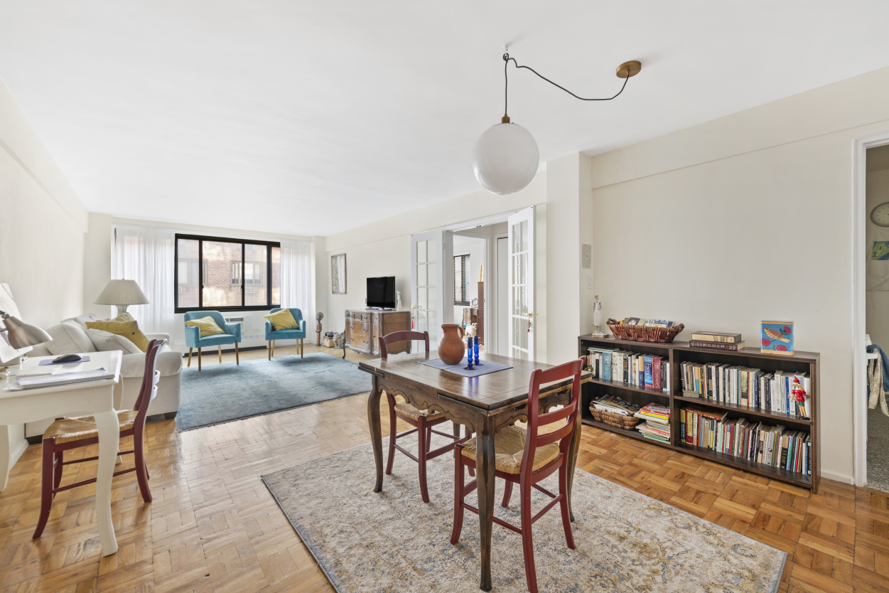 420 East 64th Street, Unit 10EJ Manhattan, NY 10065 - Photo 2 of 6