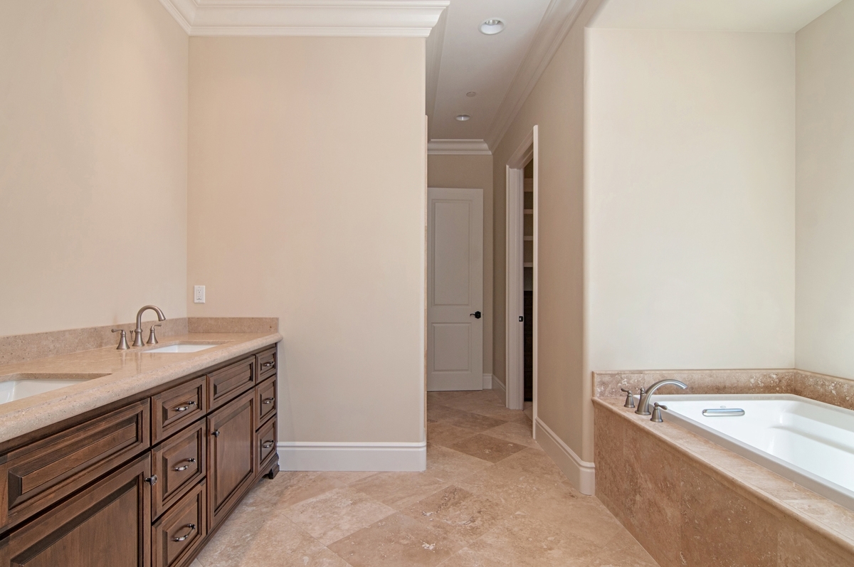 16771 Martincoit Road Poway, CA 92064 - Photo 12 of 18