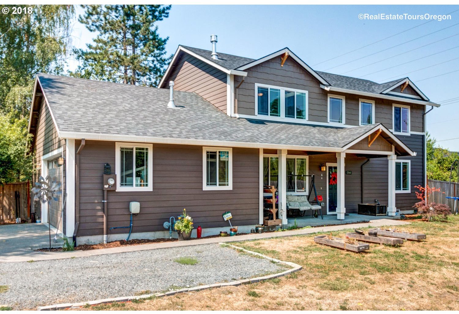 1560 North Davis Street Cornelius, OR 97113 - Photo 3 of 32
