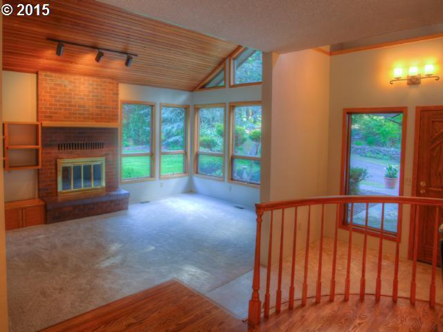 92 Osterman Road White Salmon, WA 98672 - Photo 9 of 11 Gallery Image 9