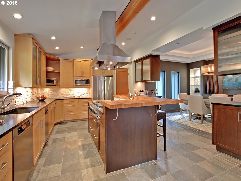 12931 Northwest Springville Road Portland, OR 97229 - Photo 15 of 25 Gallery Image 15