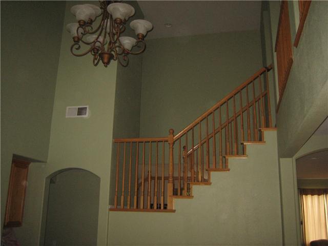 1356 Rees Road Escondido, CA 92026 - Photo 7 of 9 Stairwell