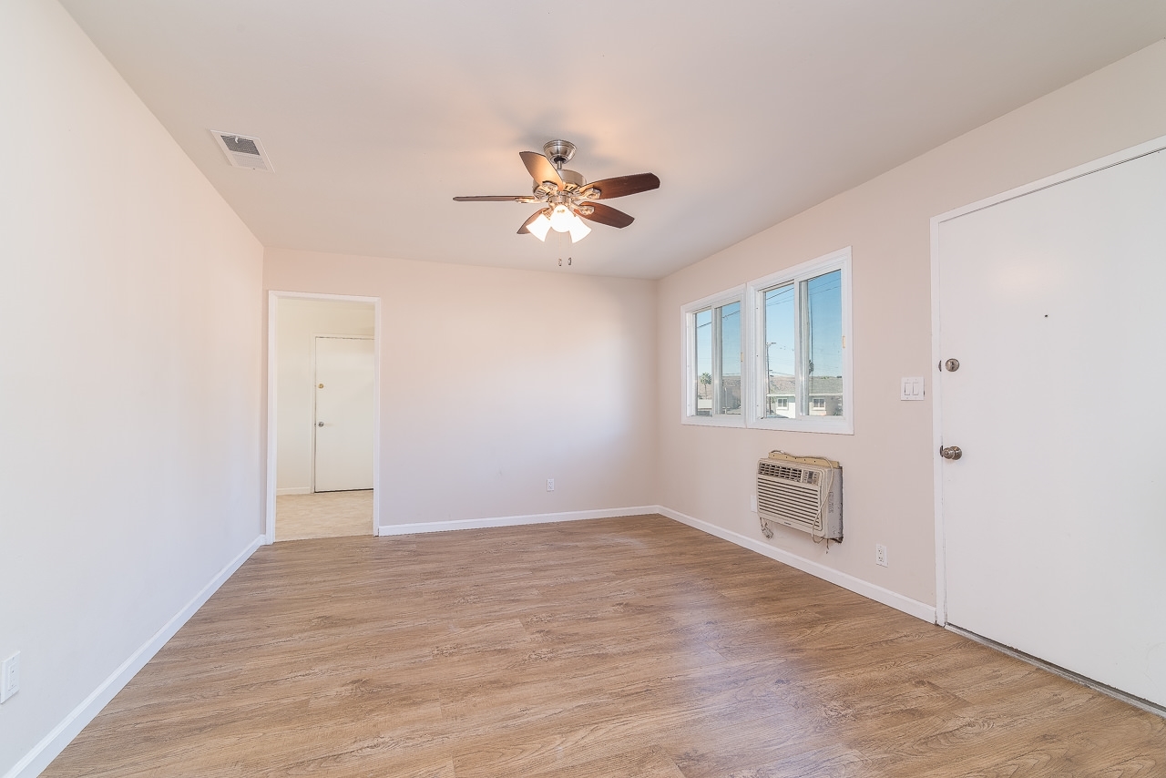 9411 Pennywood Road Santee, CA 92071 - Photo 3 of 20