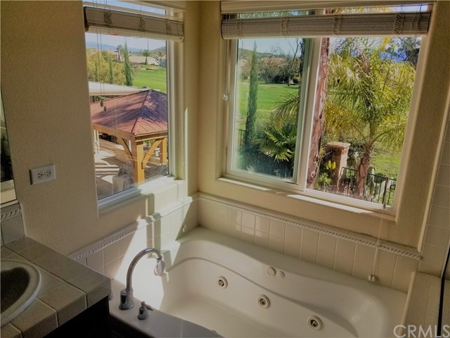 30005 Mickelson Way Murrieta, CA 92563 - Photo 31 of 50