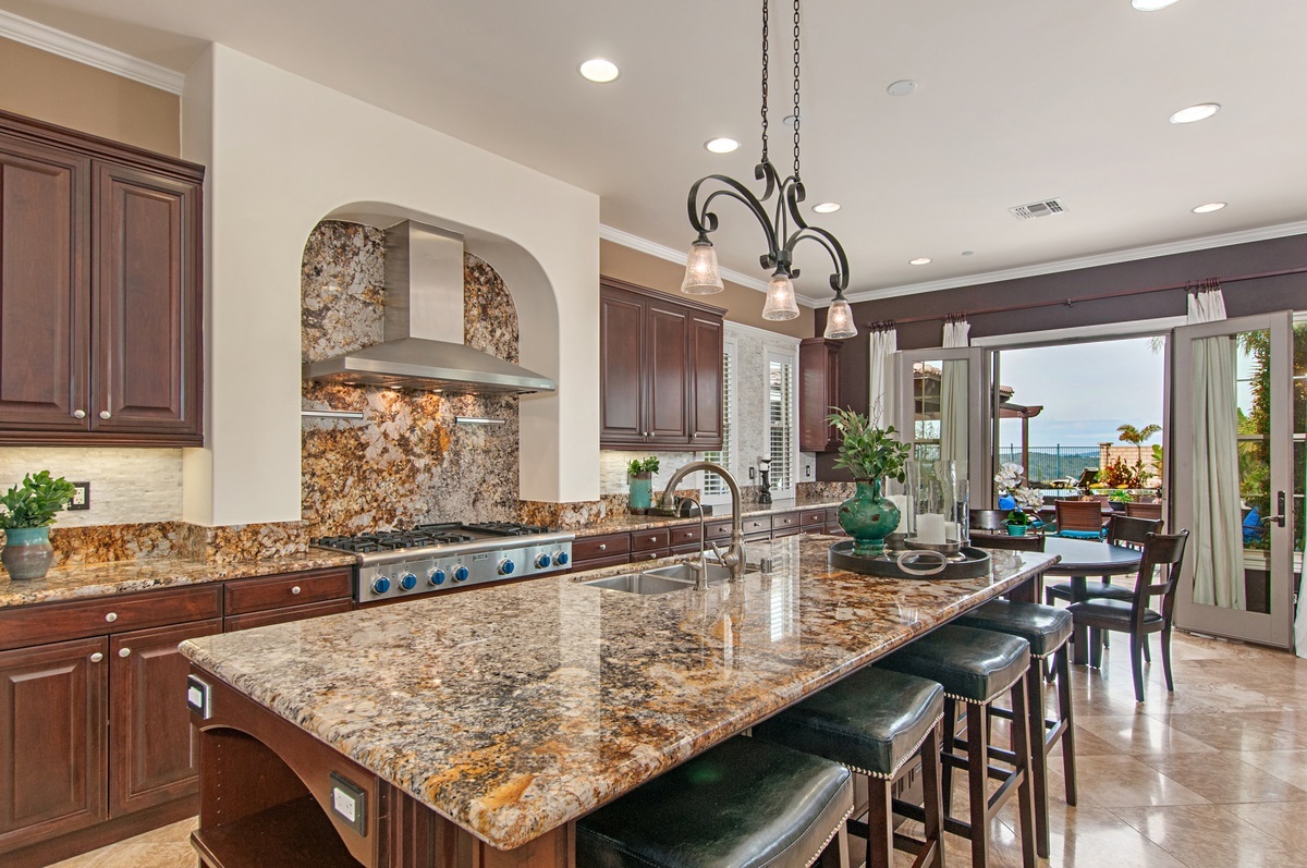 14896 Whispering Ridge Road San Diego, CA 92131 - Photo 10 of 25