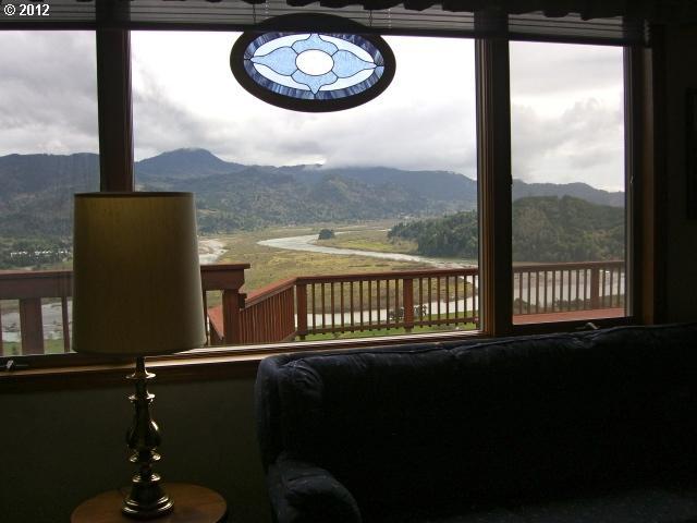 95454 Spirit Ridge Road Gold Beach, OR 97444 - Photo 12 of 16
