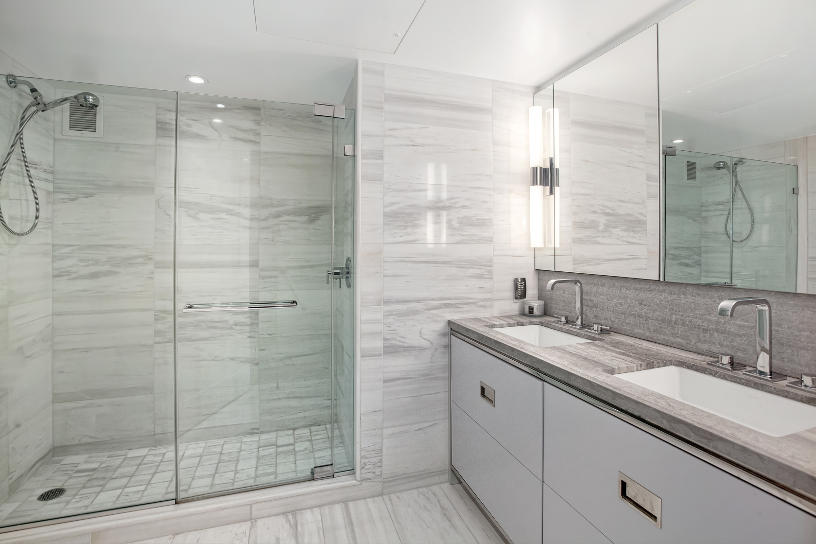 200 East 66th Street, Unit C1004 Manhattan, NY 10065 - Photo 7 of 10