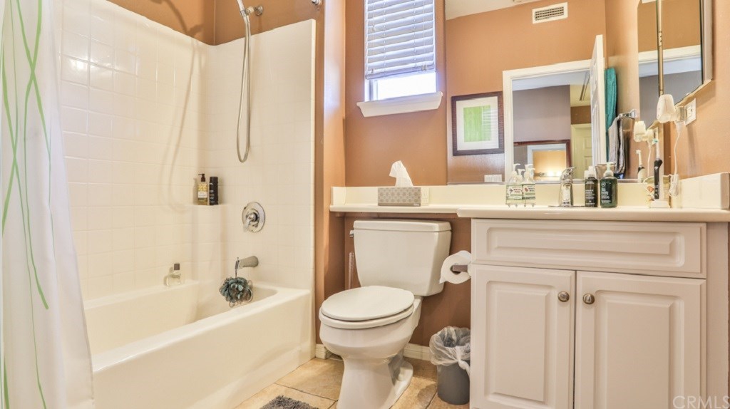 78 Dovetail Irvine, CA 92603 - Photo 22 of 55