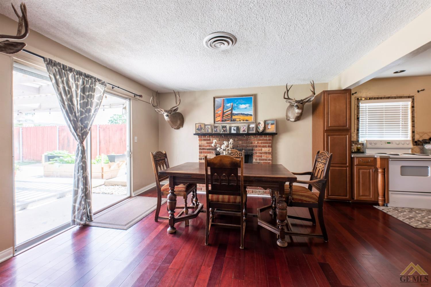 6708 Norris Road Bakersfield, CA 93308 - Photo 10 of 26
