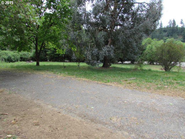 141 Spring Brook Road Myrtle Creek, OR 97457 - Photo 5 of 8