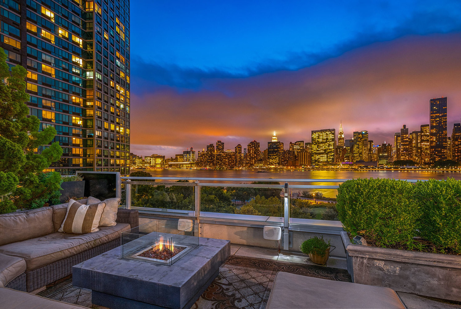 46-30 Center Boulevard, Unit 512 Queens, NY 11109 - Photo 17 of 35