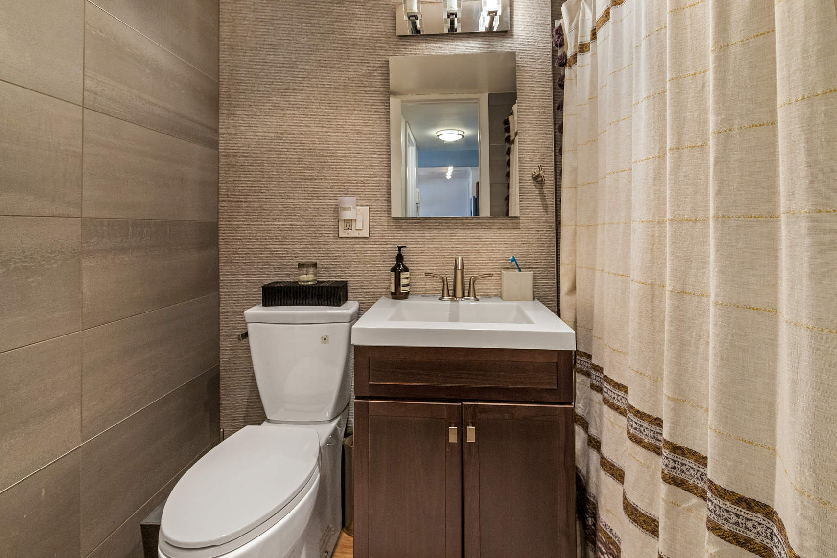 60 West 13th Street, Unit 13A Manhattan, NY 10011 - Photo 10 of 12