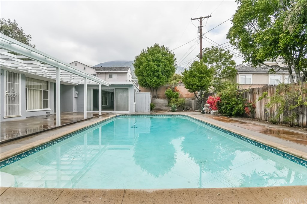 1742 El Vista Circle Arcadia, CA 91006 - Photo 15 of 21