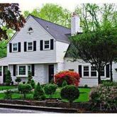 $1,095,000 | 1 Winged Foot Drive, Larchmont, NY 10538