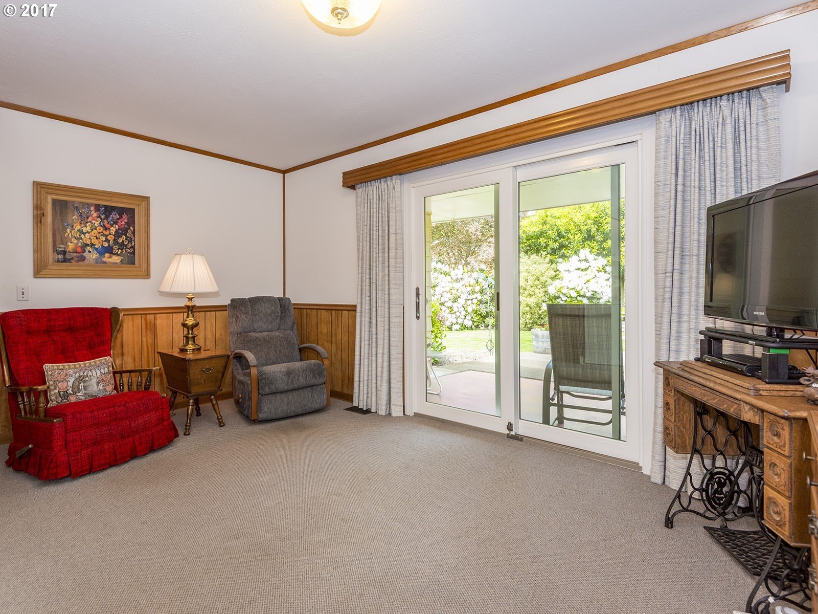 6237 Southwest Radcliff Street Portland, OR 97219 - Photo 8 of 27 Gallery Image 8