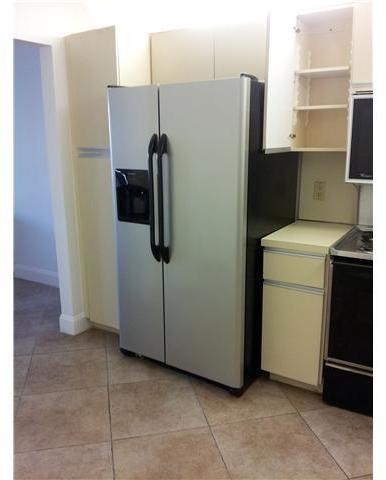 8877 Collins Avenue, Unit 405 Surfside, FL 33154 - Photo 4 of 14