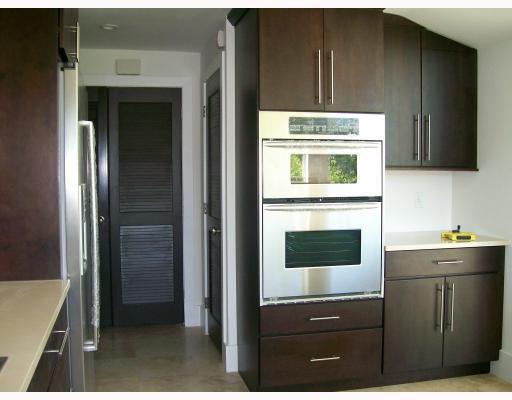 240 Fernwood Road, Unit A Key Biscayne, FL 33149 - Photo 6 of 12