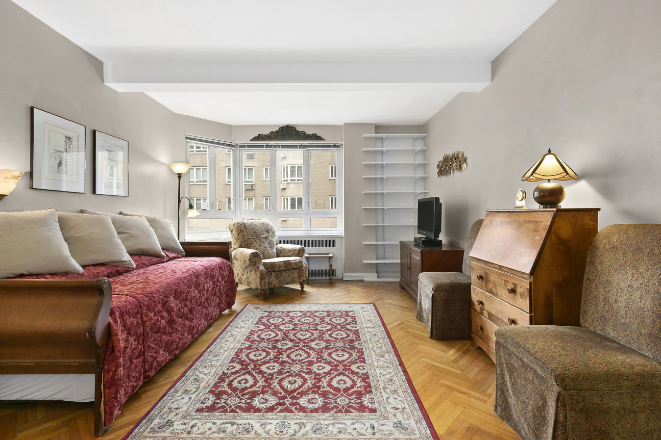 333 West 57th Street, Unit 503 Manhattan, NY 10019 - Photo 1 of 12