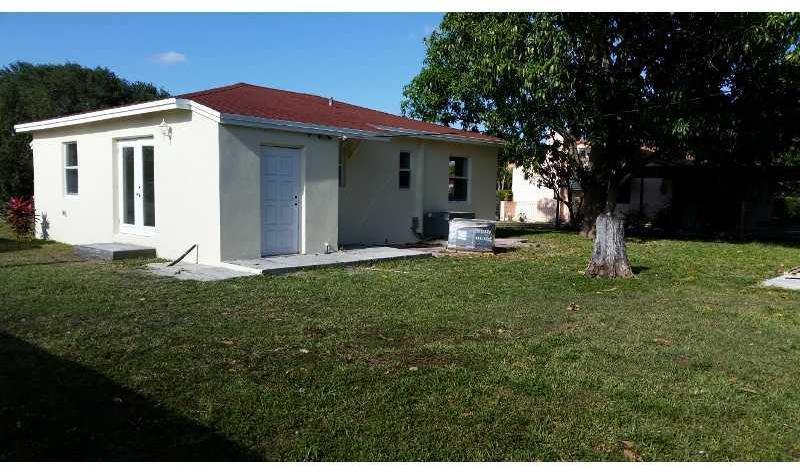 6790 Southwest 19th Terrace Miami, FL 33155 - Photo 9 of 9