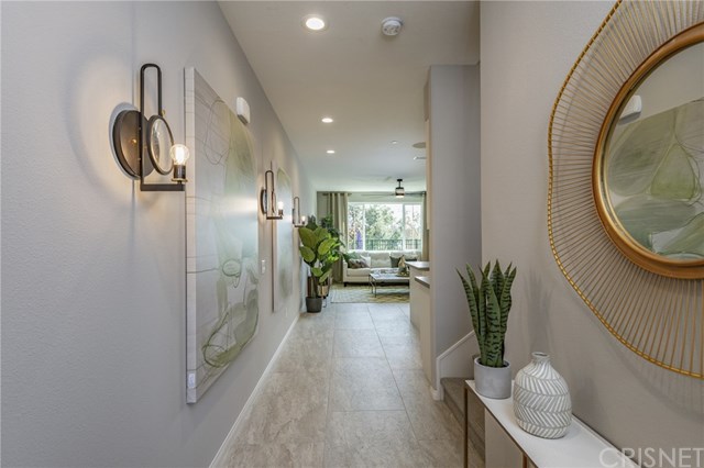 249 Morro Way, Unit 2 Simi Valley, CA 93065 - Photo 2 of 19