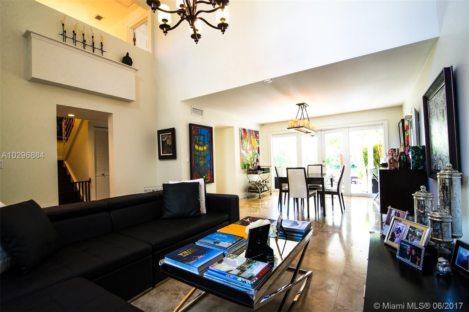 5571 Southwest 70th Place South Miami, FL 33155 - Photo 4 of 35