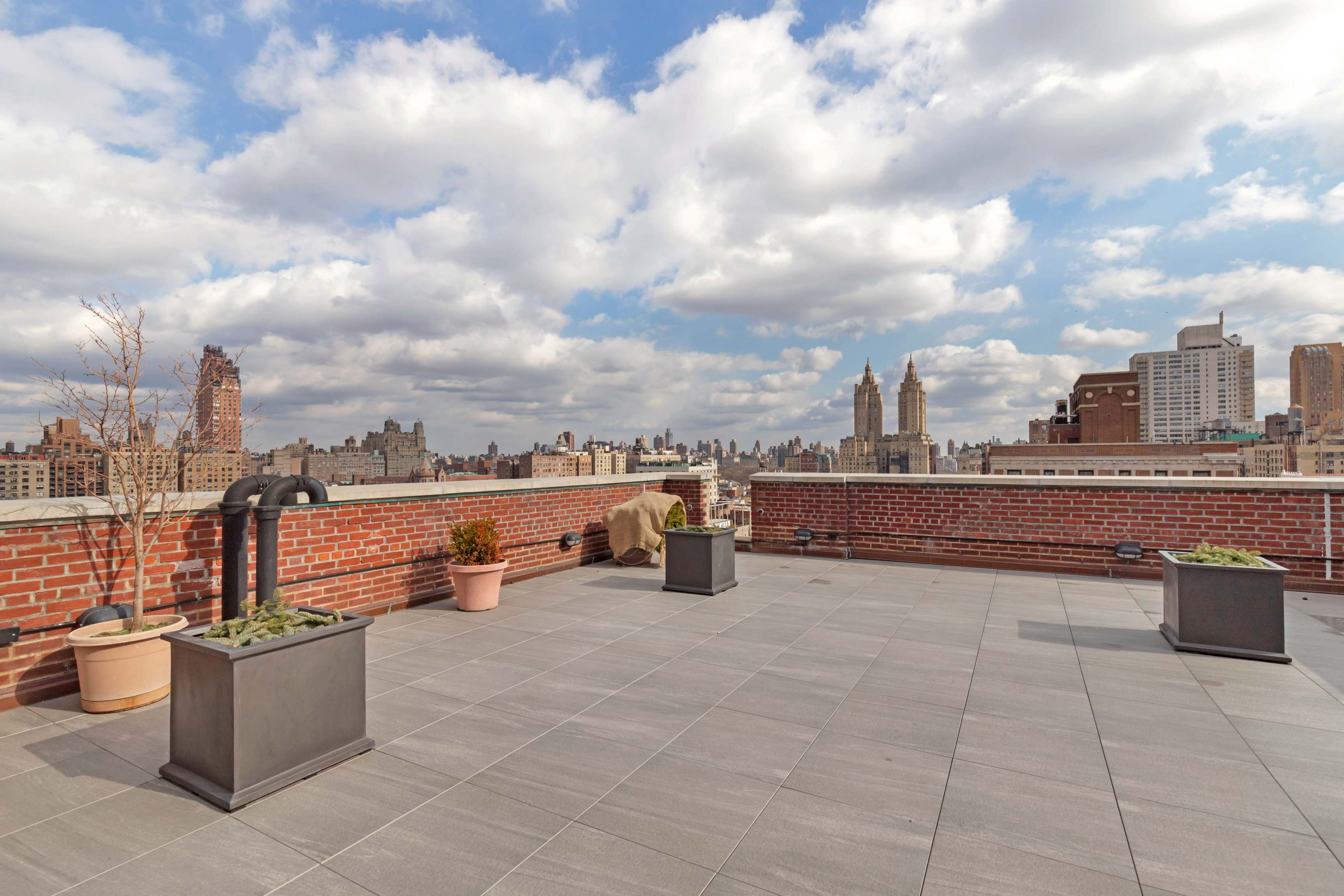 175 West 73rd Street, Unit 11C Manhattan, NY 10023 - Photo 5 of 6