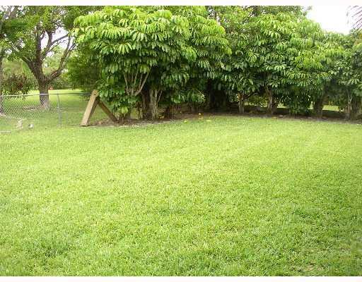 10943 Southwest 124th Road Miami, FL 33176 - Photo 11 of 11