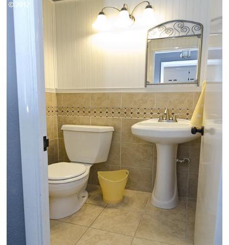 9075 Northwest Cornell Road Portland, OR 97229 - Photo 12 of 16 Gallery Image 12