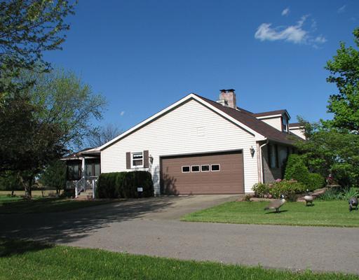 218 Isle Road Butler, PA 16001 - Photo 10 of 18 Gallery Image 10