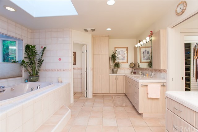 1801 Laurel Avenue Manhattan Beach, CA 90266 - Photo 34 of 42