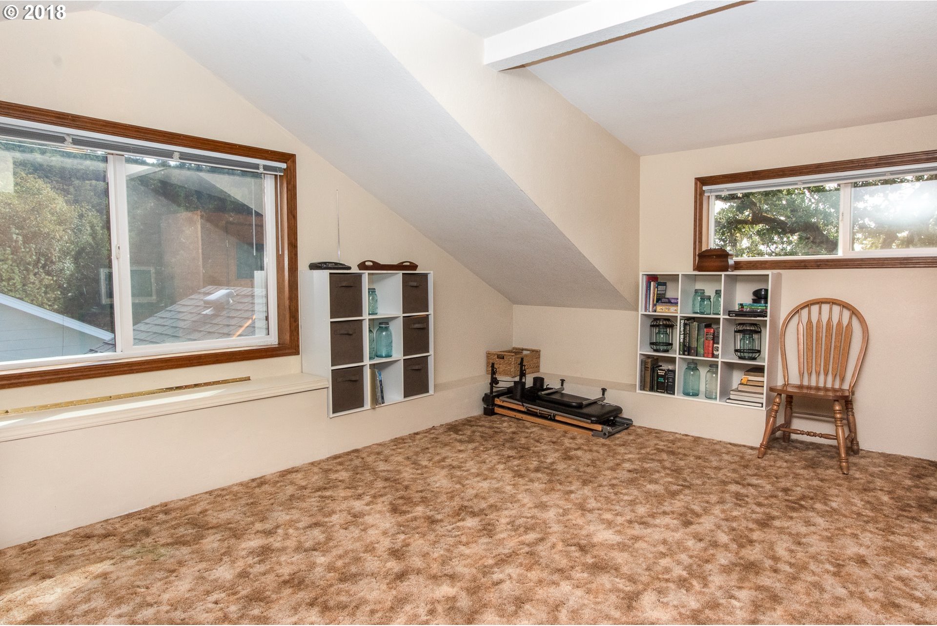 1537 Cole Road Oakland, OR 97462 - Photo 13 of 32 Gallery Image 13