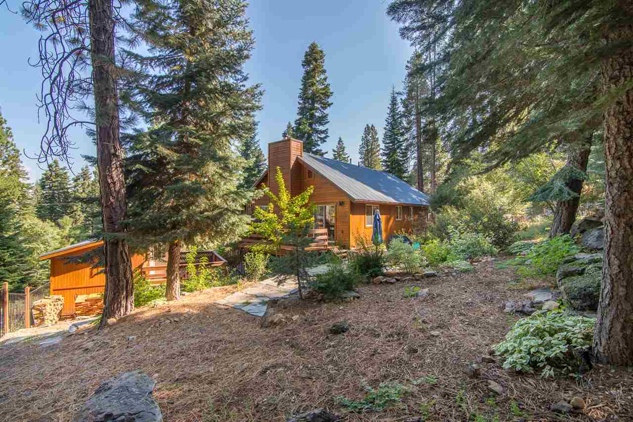 12560 Rainbow Drive Truckee, CA 96161 - Photo 2 of 14