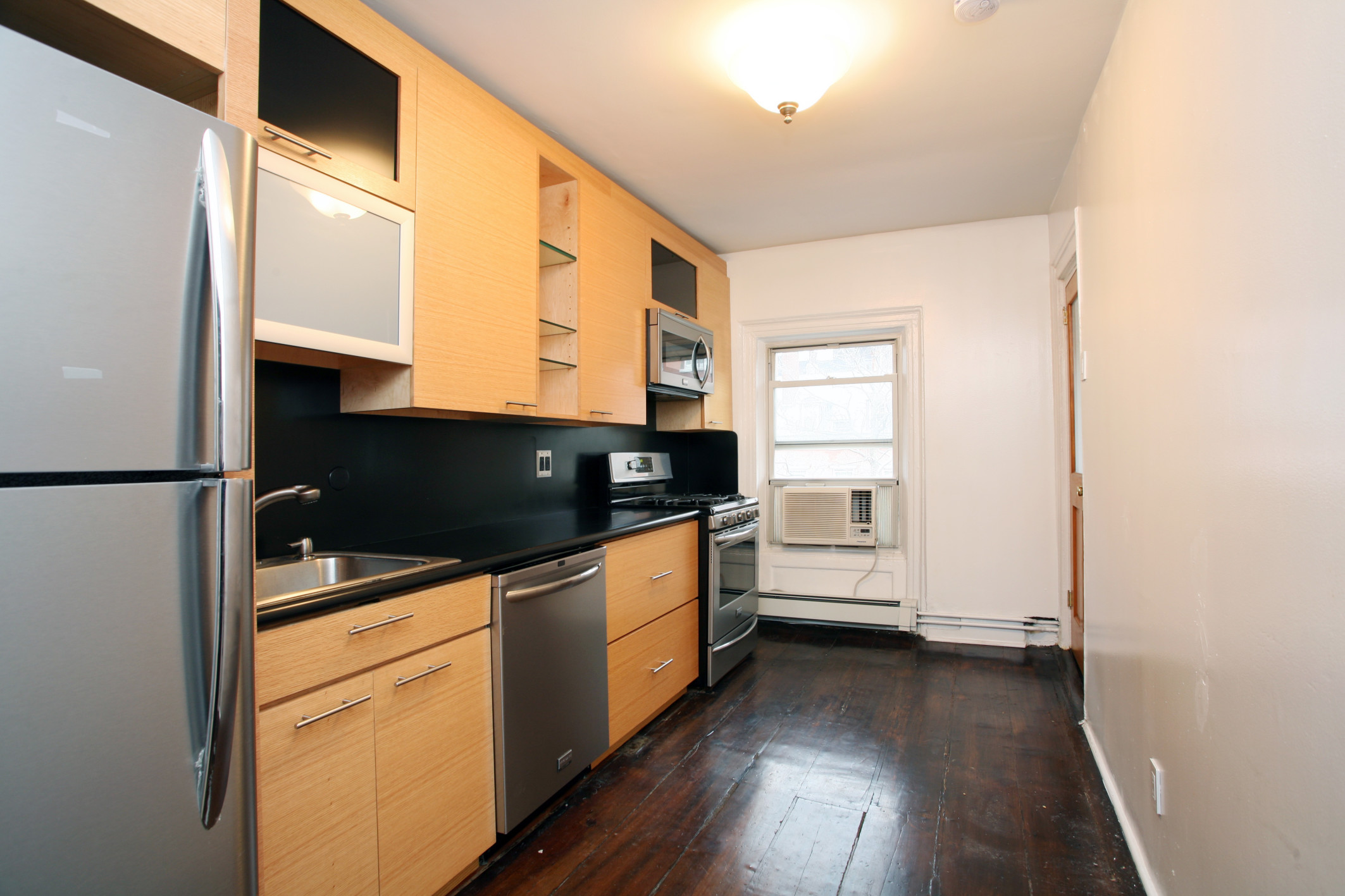 512 Hudson Street, Unit 2 Manhattan, NY 10014 - Photo 2 of 6
