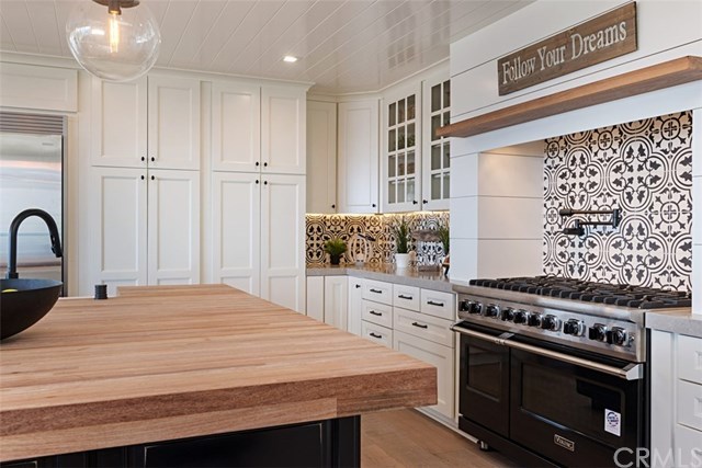 345 Heather Place Laguna Beach, CA 92651 - Photo 12 of 25