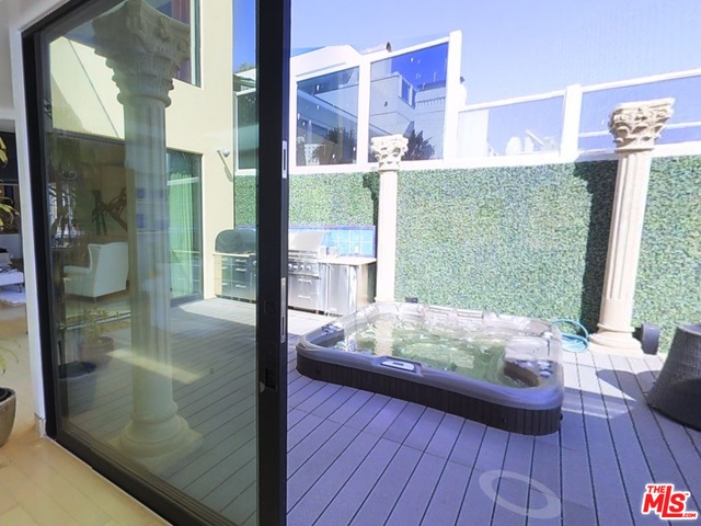 23512 Malibu Colony Road Malibu, CA 90265 - Photo 19 of 51