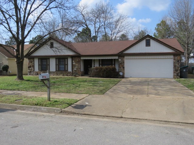 6770 Starkenburg Lane Memphis, TN 38115 - Photo 1 of 13