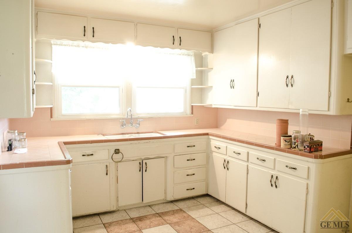 1214 Baldwin Road Bakersfield, CA 93304 - Photo 11 of 13 Gallery Image 11