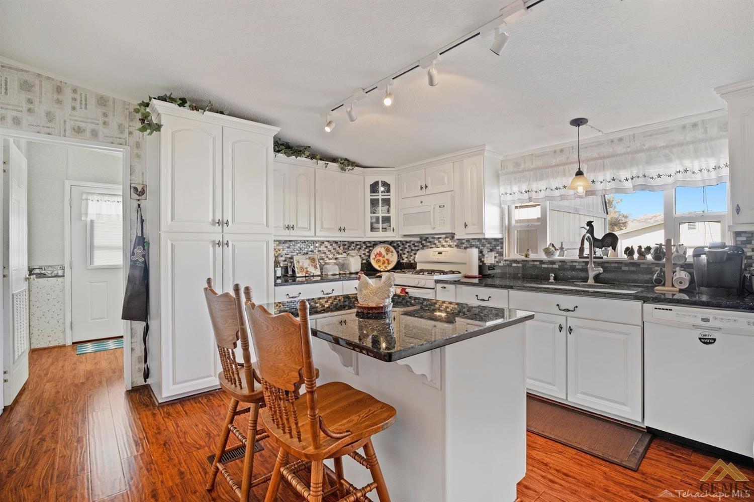 600 Dennison Road, Unit 122 Tehachapi, CA 93561 - Photo 9 of 28