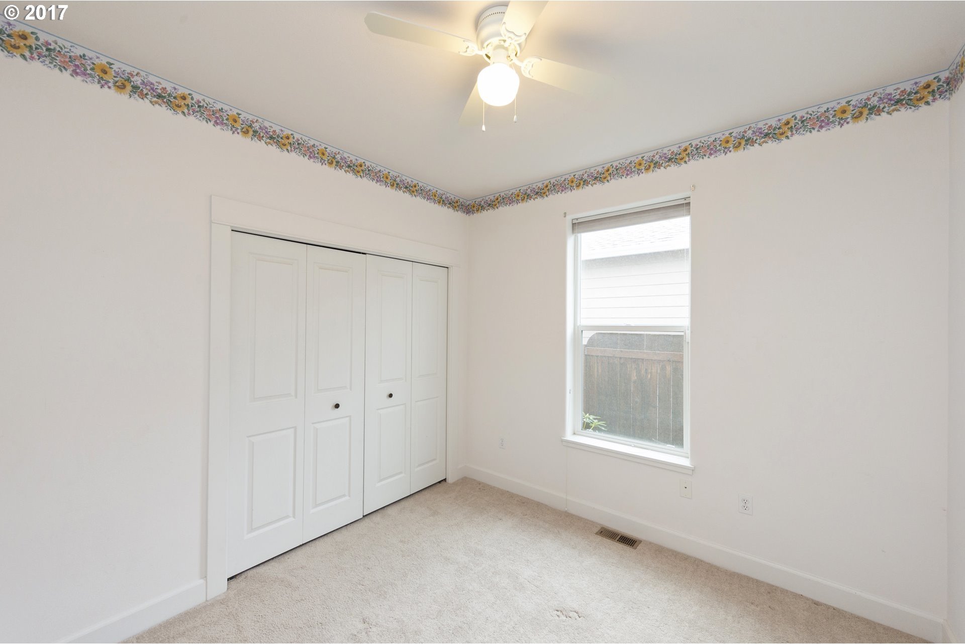 819 Henderson Road Hood River, OR 97031 - Photo 21 of 32 Gallery Image 21