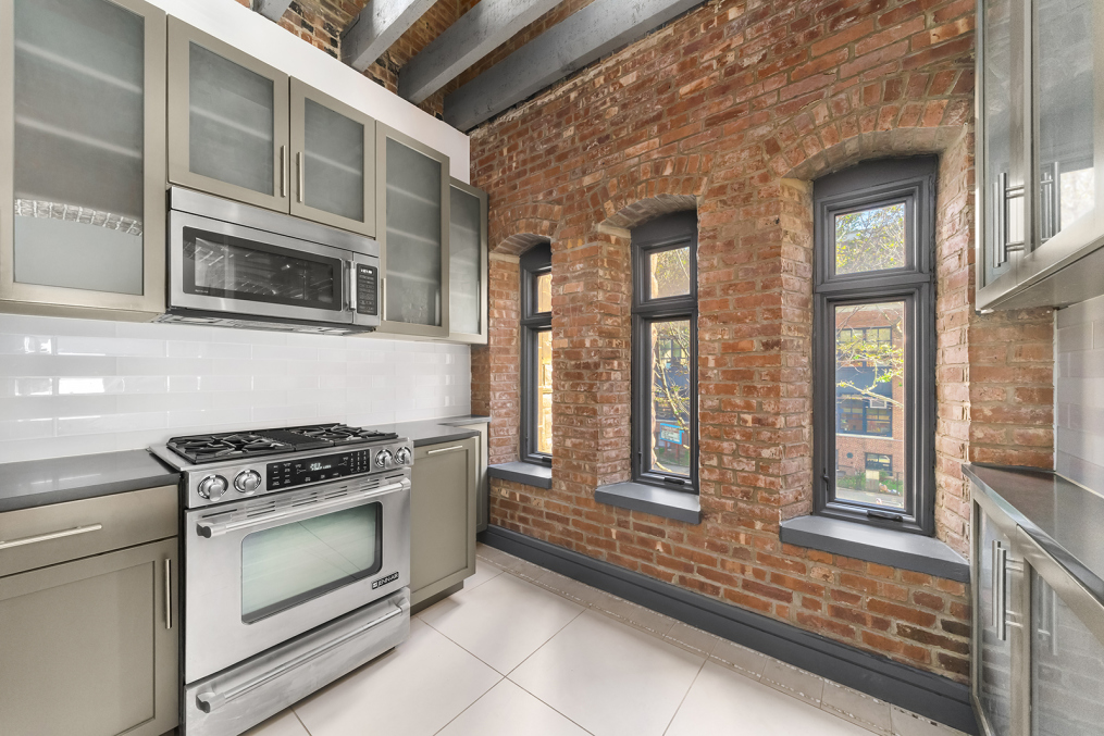 232 Adelphi Street, Unit XII Brooklyn, NY 11205 - Photo 6 of 15