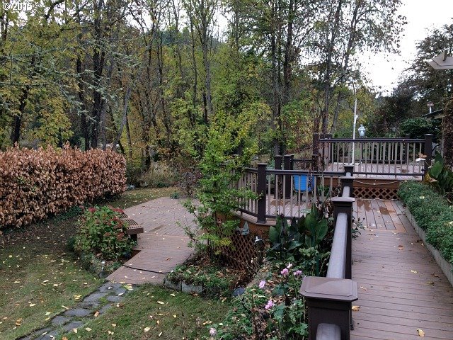 2944 Canyonville-Riddle Road Riddle, OR 97469 - Photo 28 of 32