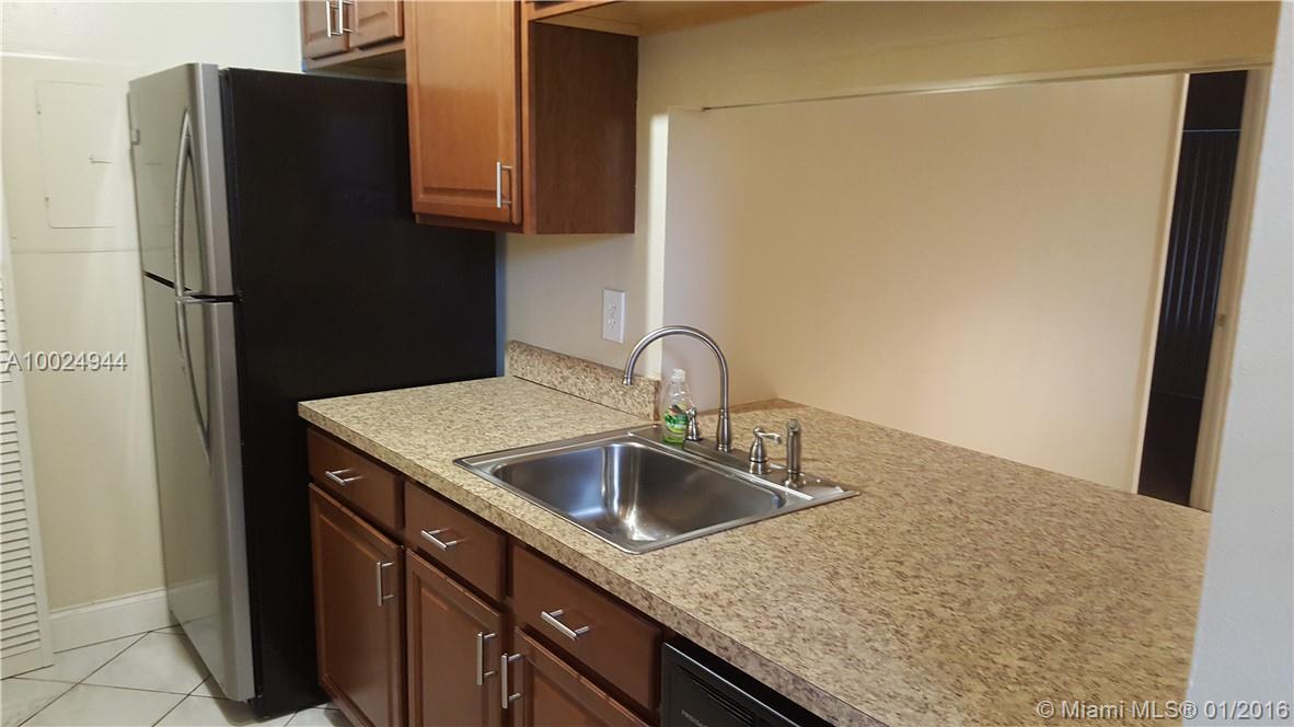 10024 Winding Lake Road, Unit 104 Sunrise, FL 33351 - Photo 7 of 21